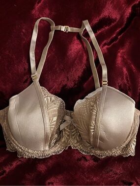 NWOT Bordelle Kizette Bra in Oyster/Caramel M